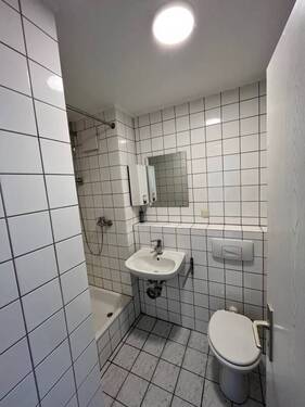 Bad (2) - 1 Zimmer Etagenwohnung in Mittweida