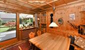Kaminstube mit Zugang zum Garten - 