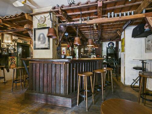 Restaurant Bar - 