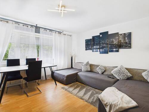 Wohnzimmer 1. OG - Mehrfamilienhaus, Wohnhaus mit 273,40 m² in Pforzheim zum Kaufen
