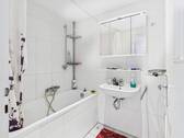 Badezimmer 1. OG - 