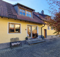 Charmantes Einfamilienhaus in ruhiger Wohnlage von Waldbrunn - inklusive Einliegerwohnung