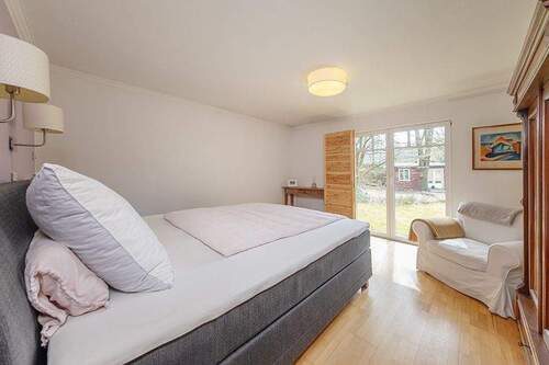 Schlafzimmer EG - 