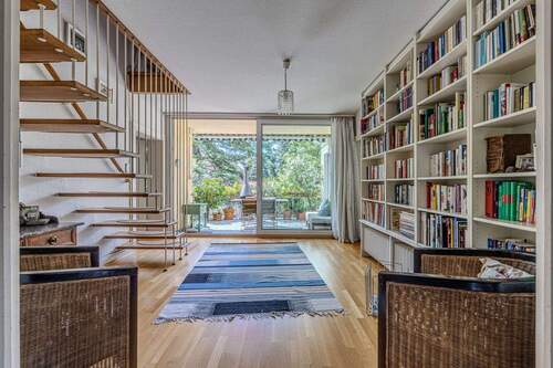 Herzlich willkommen! - Raum für Visionen: Seltenes Grundstück mit Entwicklungspotenzial im begehrten Dichterviertel!