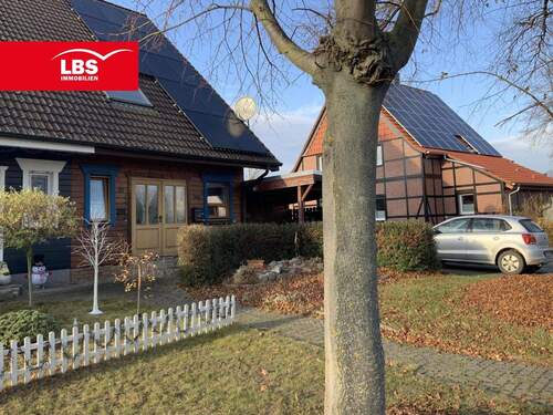 Ansicht - 6 Zimmer Doppelhaushälfte zum Kaufen in Salzgitter