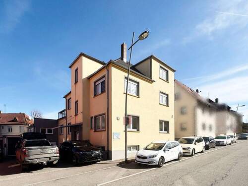 Gebäudeansicht - 1 Zimmer Mehrfamilienhaus, Wohnhaus zum Kaufen in Tuttlingen