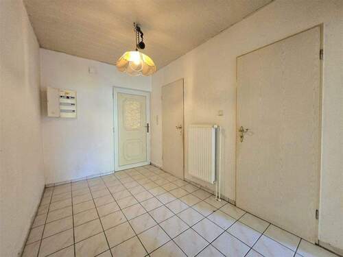 Erdgeschosswohnung - 