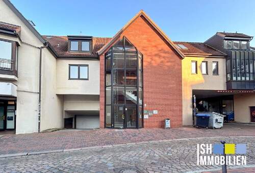 Außenansicht - Zentrale 1-Zimmer-Wohnung direkt am Fleth