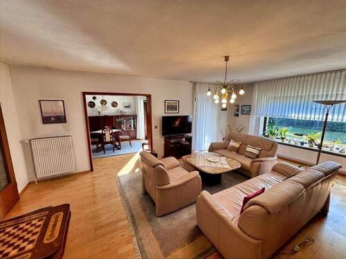 Großer Wohn- Essbereich - 