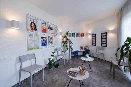 Wartezimmmer - Büro in Bergtheim zur Miete