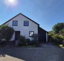 Ruhig gelegenes Einfamilienhaus mit Garten in Peine-Vöhrum - Zuhause mit Potenzial - Peine / Vöhrum