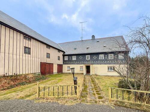 Bauernhaus mit Scheune - Grundstück in Steinigtwolmsdorf