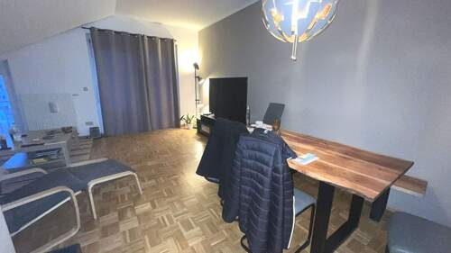 Wohnzimmer mit Essplatz - Etagenwohnung mit 58,00 m&sup2; in Waldshut-Tiengen zur Miete