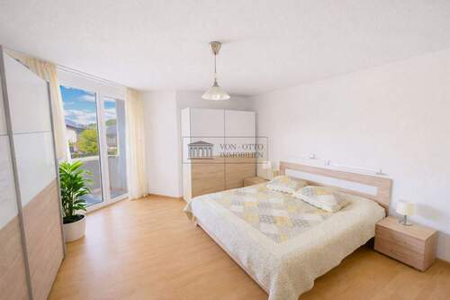 Helles Schlafzimmer - Etagenwohnung mit 89,60 m&sup2; in Frechen zum Kaufen