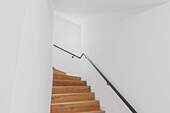 Treppe mit Edelstahlhandlauf - 