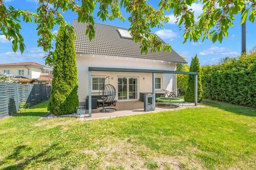 Außenansicht - Charmantes Einfamilienhaus in Berlin-Rosenthal mit Garten, Terrasse und gehobener Ausstattung