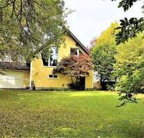+++ Traumhaftes Wohnen mit Gewerberäumlichkeiten und parkähnlichem Grundstück +++ - Jettingen-Scheppach