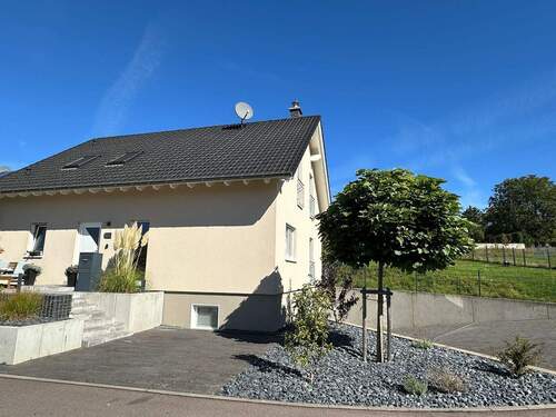 Außenansicht - 5 Zimmer Einfamilienhaus in Freudenburg