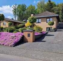 Exklusiver Bungalow in Königswinter: Homeoffice, traumhafte Aussicht und Sonnenuntergänge inklusive - Königswinter-Eudenbach