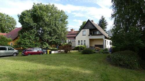 Ansicht von der Straße aus - 