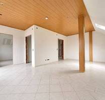 Renovierte 3-Zimmer-Wohnung mit Balkon und Garage in Oberhaid zu vermieten