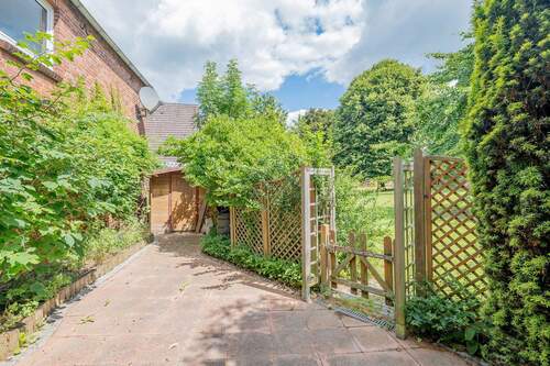 Hinteransicht - Mehrfamilienhaus, Wohnhaus mit 368,00 m&sup2; in Drochtersen zum Kaufen