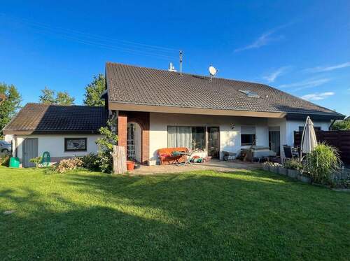 Bild 2 - 7 Zimmer Mehrfamilienhaus, Wohnhaus zum Kaufen in Wald