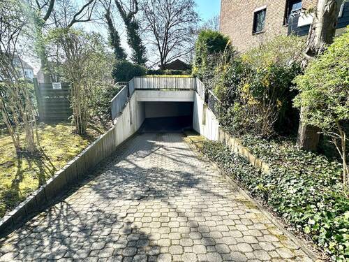 Einfahrt Tiefgarage - 