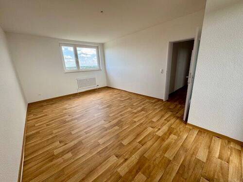 Wohnzimmer - Etagenwohnung mit 58,10 m² in Delmenhorst zur Miete