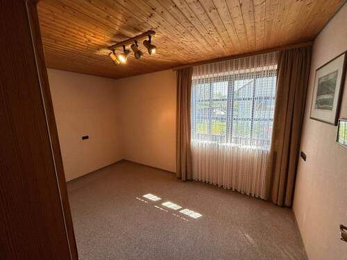 IMG-20251020-WA0009.jpg - Mehrfamilienhaus, Wohnhaus mit 186,00 m² in Maßbach zum Kaufen