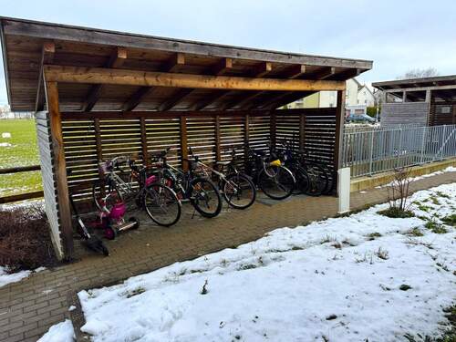 Überdachter Fahrradständer - 