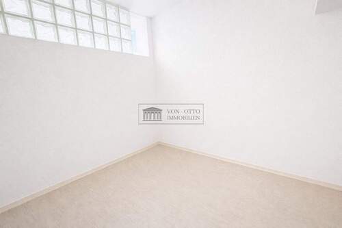 Praktische Küche - Etagenwohnung mit 35,90 m&sup2; in Köln zum Kaufen