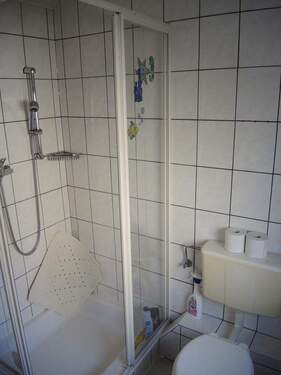 Bad - 1 Zimmer Etagenwohnung zur Miete in Lindlar