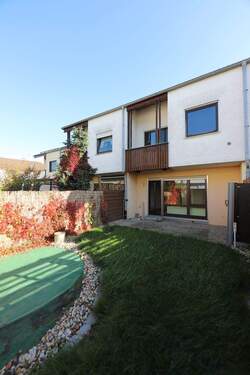 Garten Referenz - Reihenmittelhaus mit 109,30 m&sup2; in Kabelsketal zum Kaufen