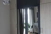 Zimmer 1 inkl. Einbauschrank.JPG - 