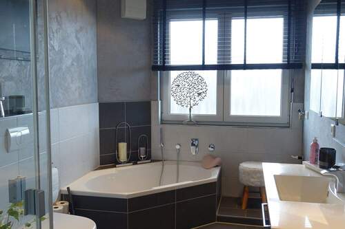 Badezimmer.JPG - 