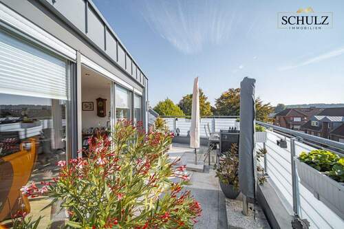 Balkon - Modernes, barrierefreies Wohnen in Cloppenburgs Zentrum - 3 Zimmer Eigentumswohnung