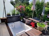 14 Gartenterrasse mit Whirlpool - 