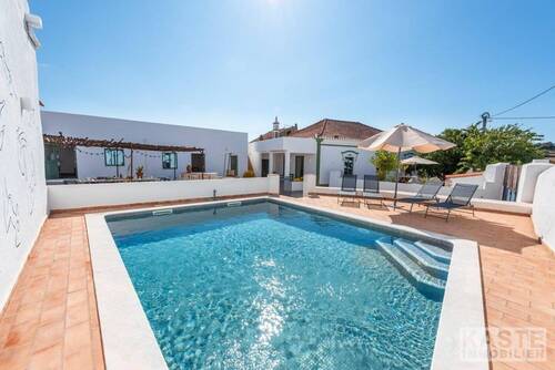 Pool - Mehrfamilienhaus, Wohnhaus mit 417,00 m&sup2; in São Bartolomeu de Messines zum Kaufen