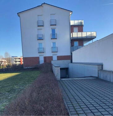 Tiefgarageneinfahrt - 
