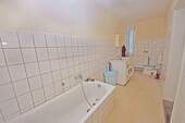 Bad 3 im EG (Wohnung im Anbau) - 