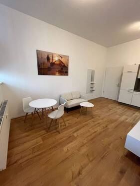 Wohnbereich - Möblierte 1-Zimmer-Wohnung in zentraler Lage - !!! Kein Jobcenter !!!