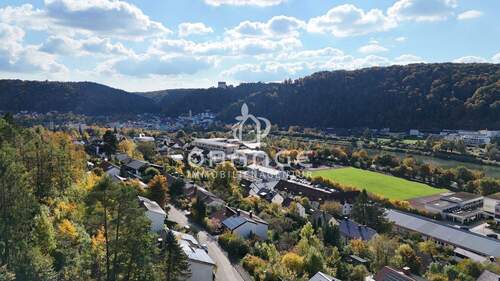 Blick auf die Rosenburg - Grundstück in Riedenburg