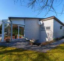 Exklusiver Bungalow mit Wintergarten & großzügigem Garten - Neuss Uedesheim