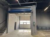 Sektionaltor mit Schleuse - Halle in Dohna