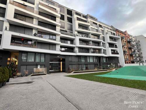 Hausansicht - 2 Zimmer Etagenwohnung in Berlin