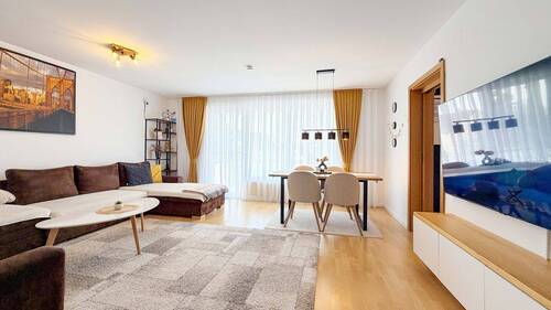 Wohnzimmer - 3 Zimmer Etagenwohnung in Neumarkt in der Oberpfalz