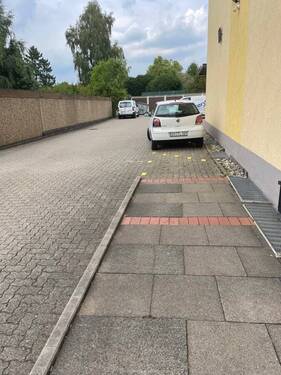 seitlich - Gewerbeobjekt (Büro, Produktion, Verkauf) in Dortmund zum Kaufen