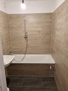 20251202_083228_resized.jpg - 2 Zimmer Etagenwohnung in Chemnitz