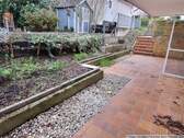 11 Terrasse m kleinem Garten - 